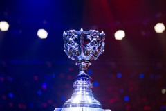 让二追三奇迹上演！C9逆转FNC，创造北美赛区历史